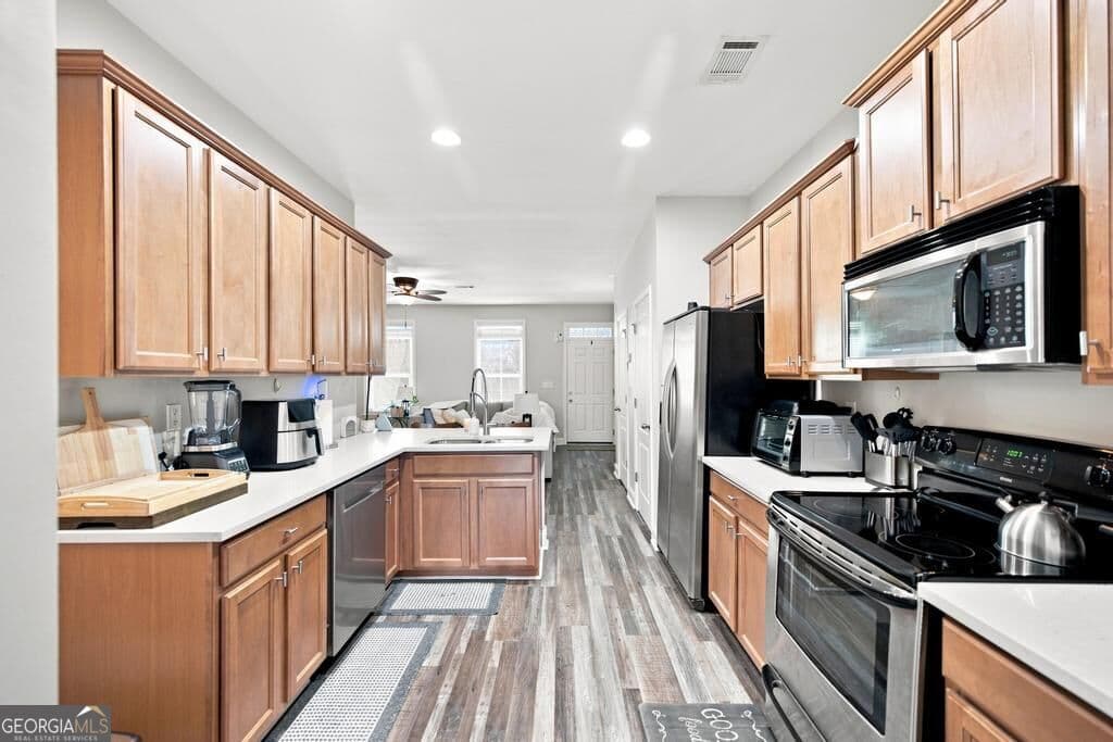 3 bedroom, 2.5 bathroom, 1,906 sq ft townhouse for sale at 171 Cold Creek Parkway, Macon, GA 31210 — photo 8