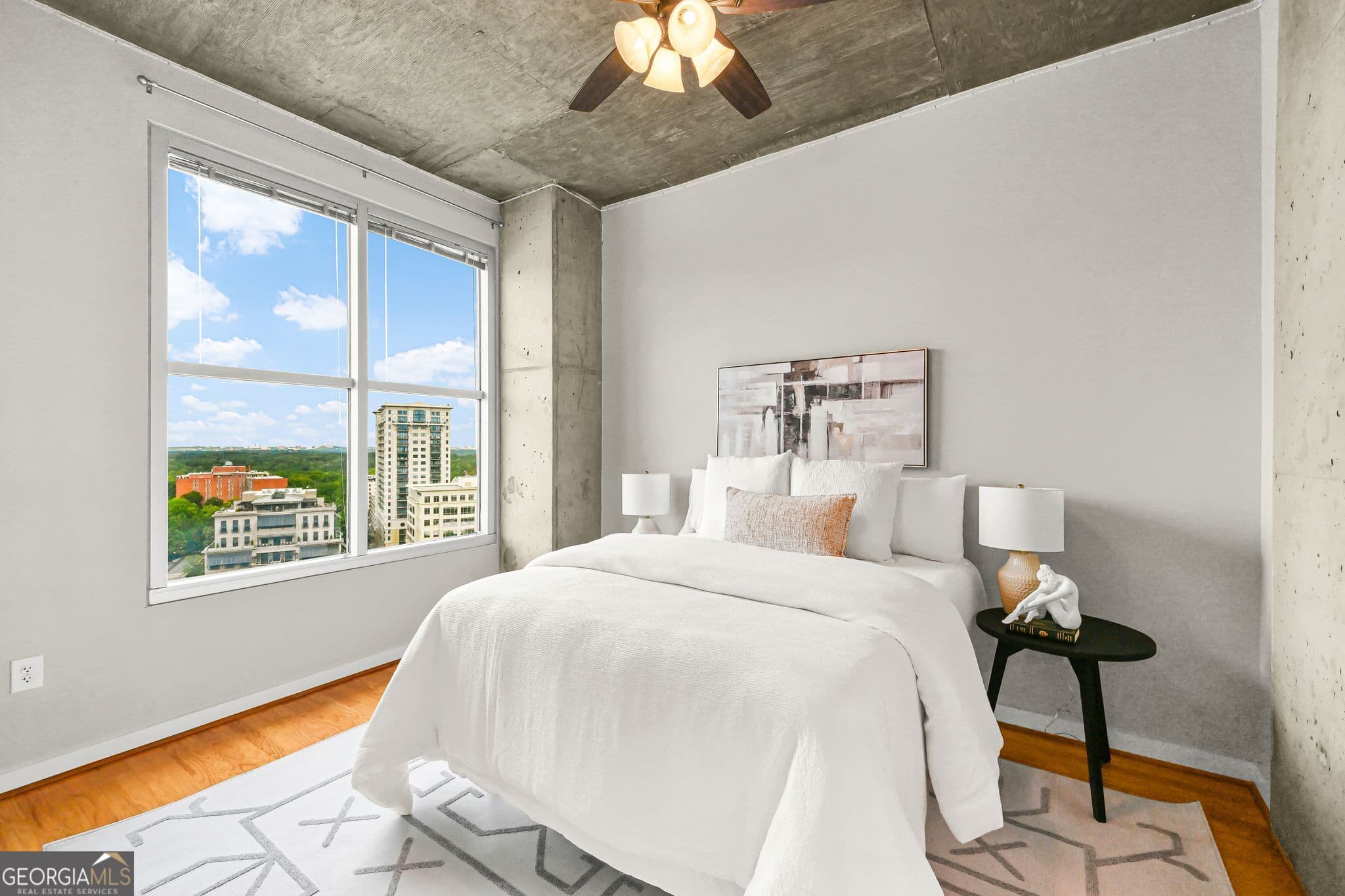2 bedroom, 2 bathroom, 1,003 sq ft condominium for sale at 250 Pharr Road APT 1609, Atlanta, GA 30305 — photo 9