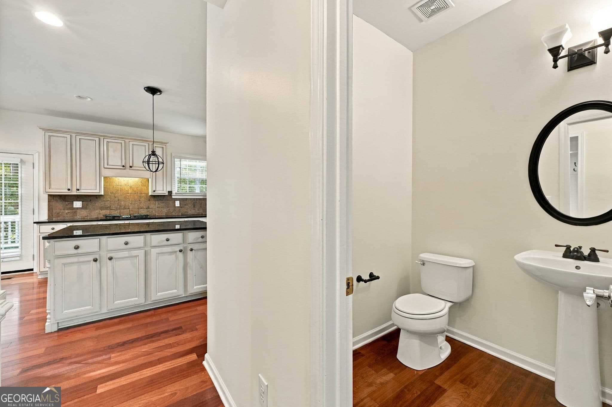 4 bedroom, 2.5 bathroom, 2,933 sq ft single family residence for sale at 536 Blue Mountain, Canton, GA 30114 — photo 10
