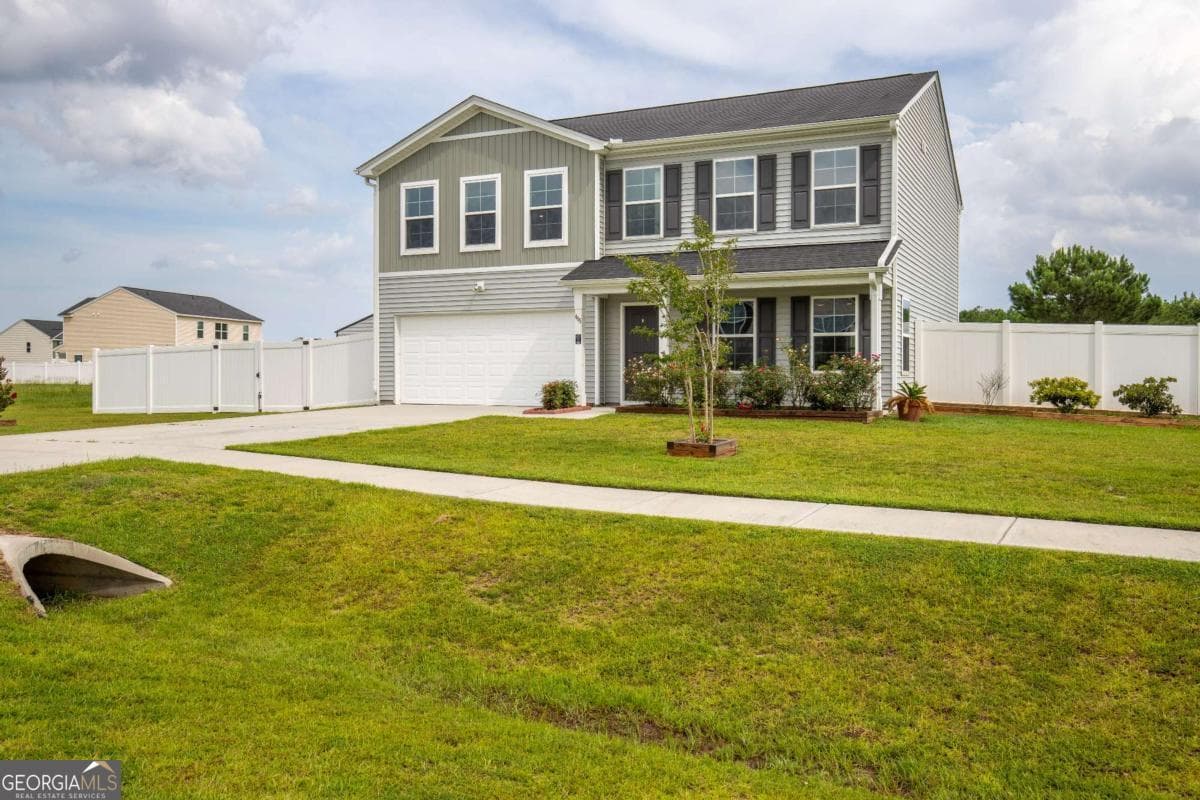 5 bedroom, 3 bathroom, 2,360 sq ft single family residence for sale at 455 Tondee Way, Midway, GA 31320 — photo 5