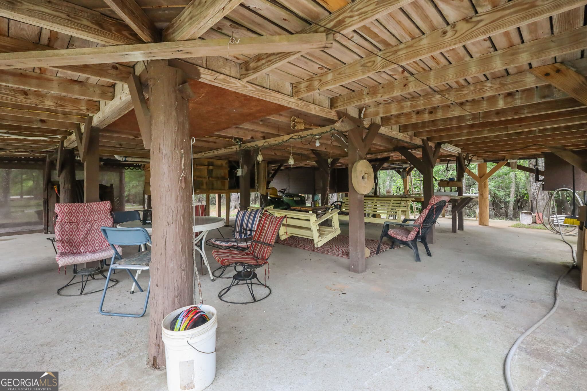 2 bedroom, 2 bathroom, 844 sq ft cabin,single family residence under contract at 10 Cabin Road, Nahunta, GA 31553 — photo 9