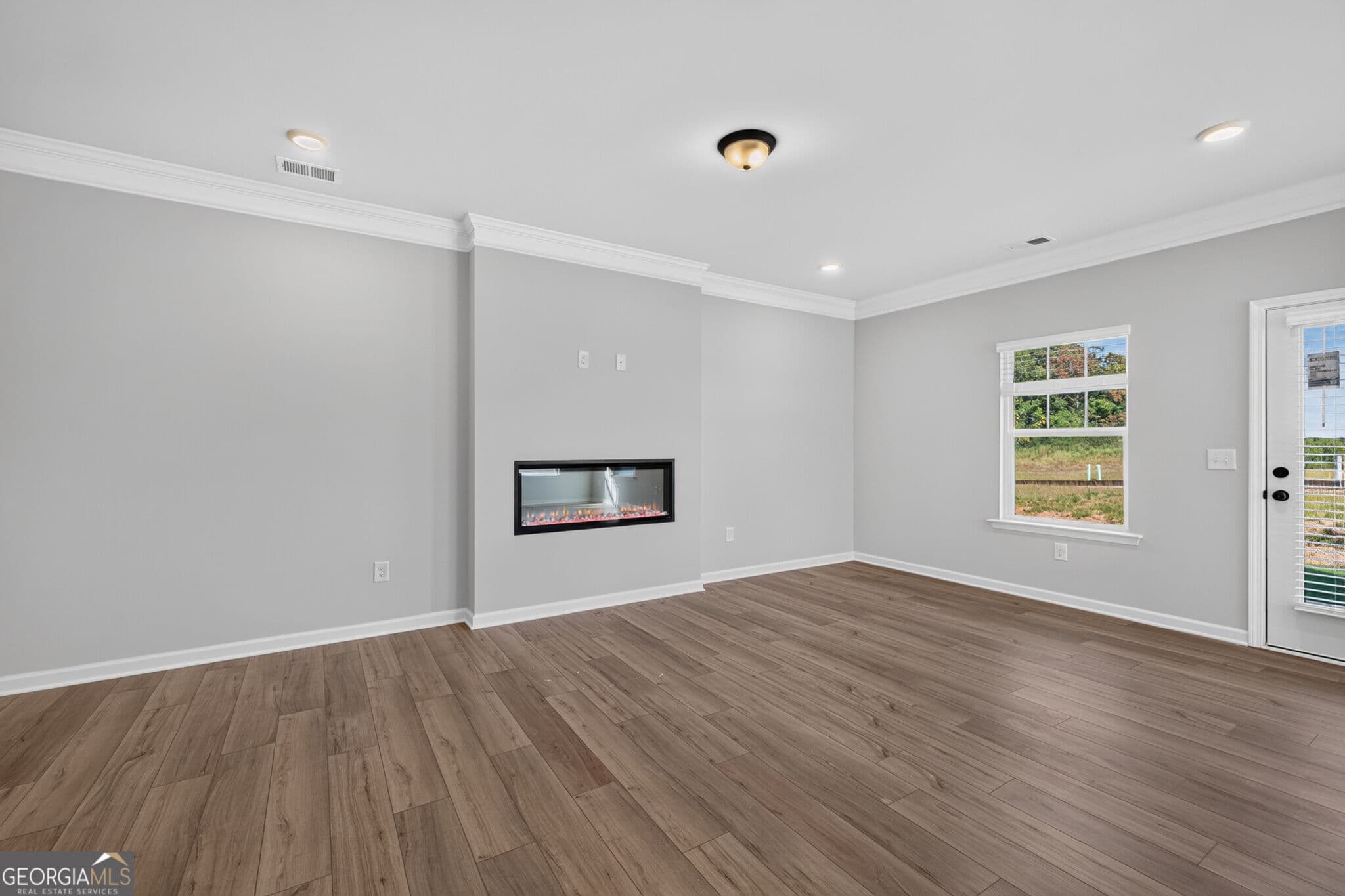 3 bedroom, 2.5 bathroom, 1,806 sq ft townhouse for sale at 327 Caroline Place 172, Villa Rica, GA 30180 — photo 7