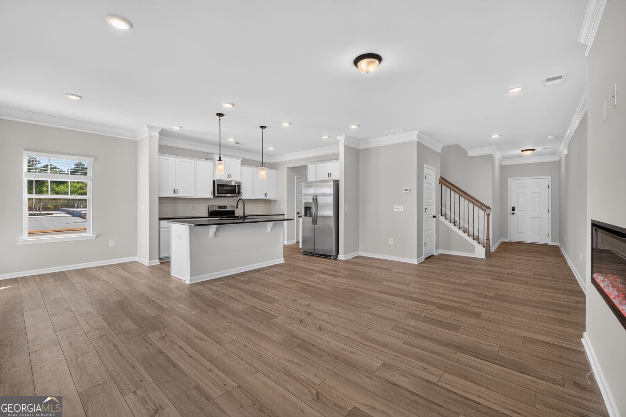 3 bedroom, 2.5 bathroom, 1,806 sq ft townhouse for sale at 327 Caroline Place 172, Villa Rica, GA 30180 — photo 9
