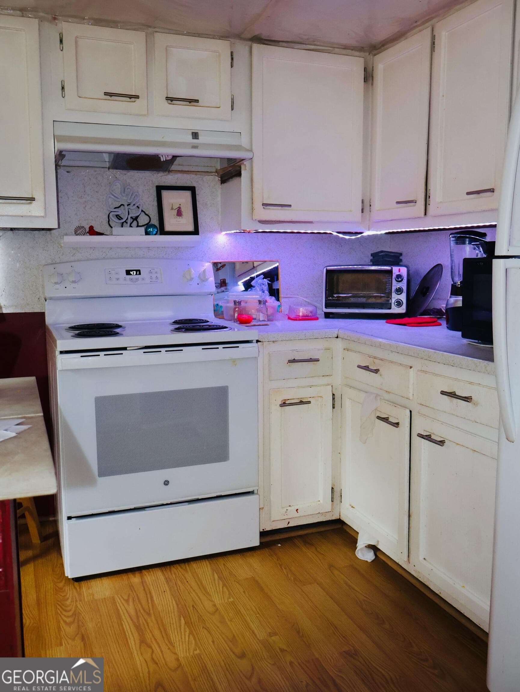 4 bedroom, 2 bathroom, 2,278 sq ft single family residence for sale at 1900 Mountain Brook Drive, Dalton, GA 30720 — photo 7