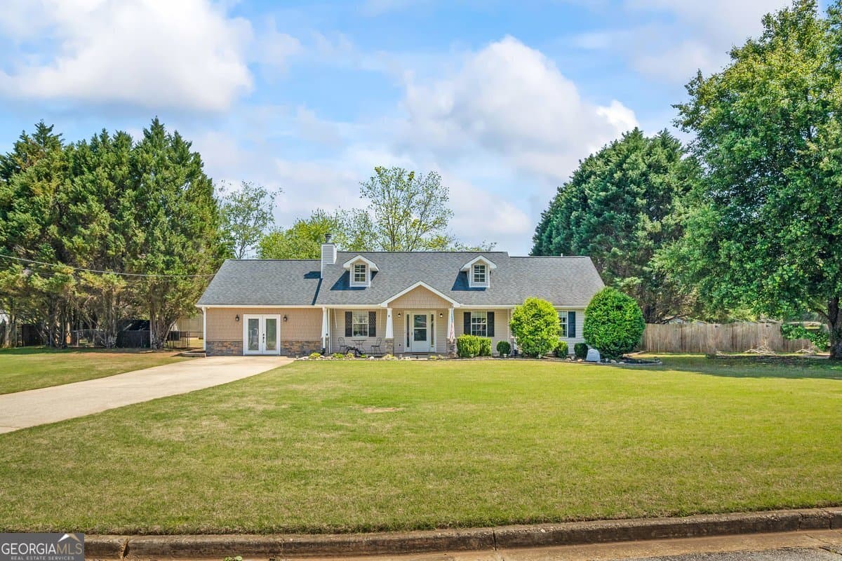 3 bedroom, 2 bathroom, 1,864 sq ft single family residence sold at 90 Harlin Court, Covington, GA 30014
