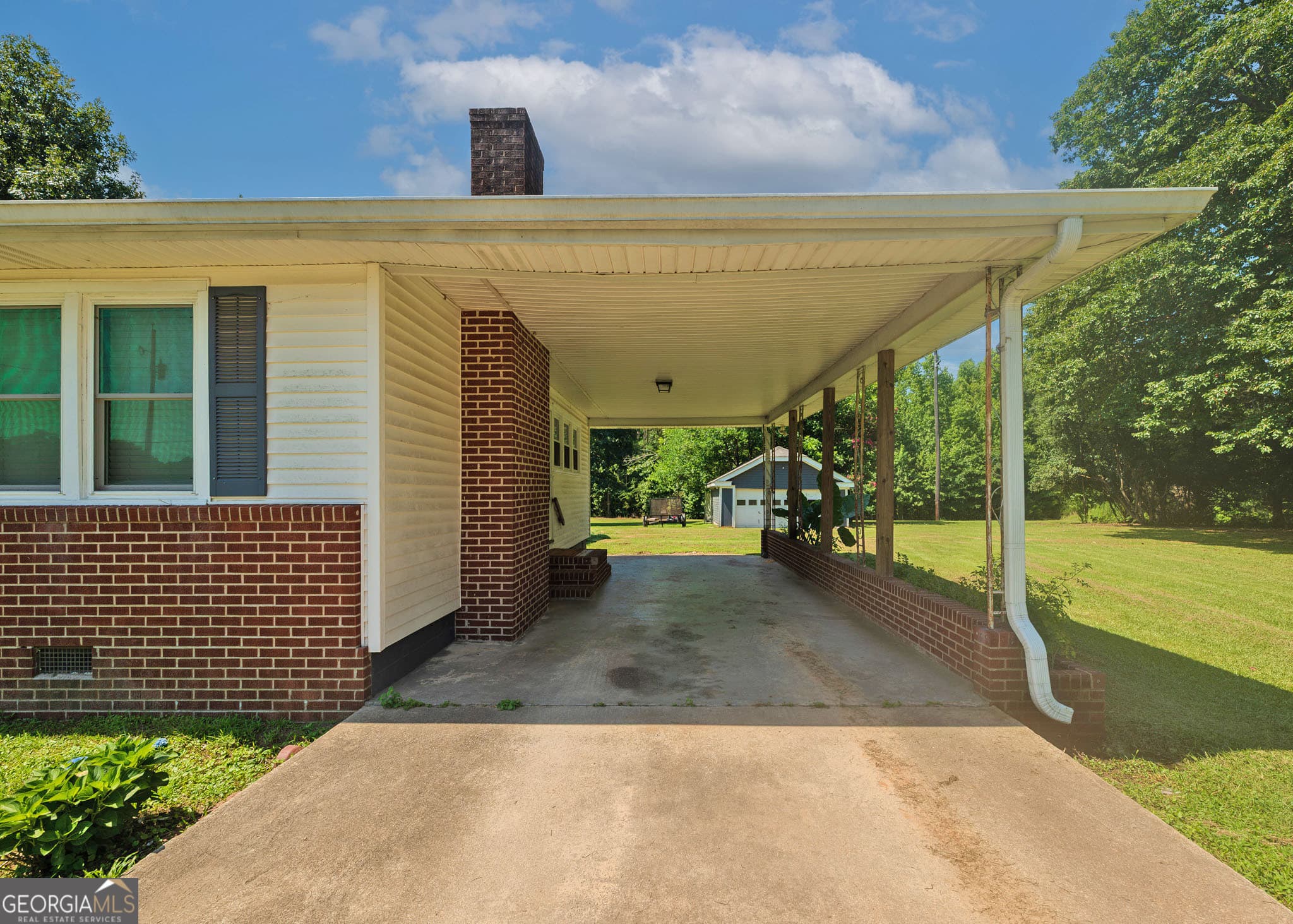 4 bedroom, 2 bathroom, 2,457 sq ft single family residence for sale at 1803 Bowman Highway, Dewy Rose, GA 30634 — photo 8
