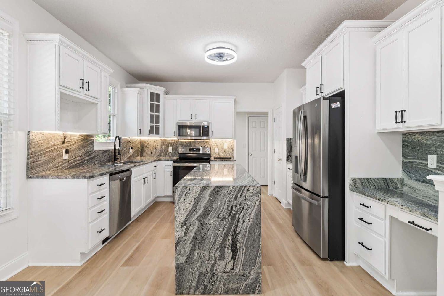 4 bedroom, 2.5 bathroom, 3,767 sq ft single family residence for sale at 61 Stone Crest Court, Rockmart, GA 30153 — photo 8