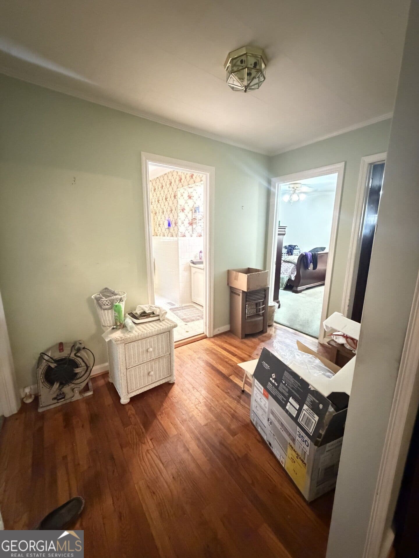 2 bedroom, 1 bathroom, 1,266 sq ft single family residence for sale at 401 Sparta Highway, Milledgeville, GA 31061 — photo 5