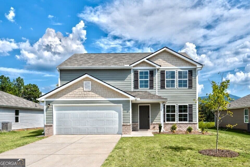 5 bedroom, 3 bathroom, 2,180 sq ft single family residence for sale at 128 Denise Drive, Chatsworth, GA 30705 — photo 1 of 4