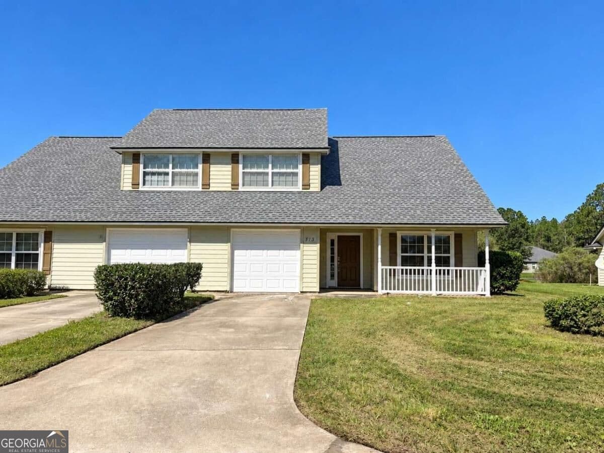 3 bedroom, 2.5 bathroom, 1,575 sq ft single family residence for rent at 313 Gary Circle, St. Marys, GA 31558 for $1,850 a month