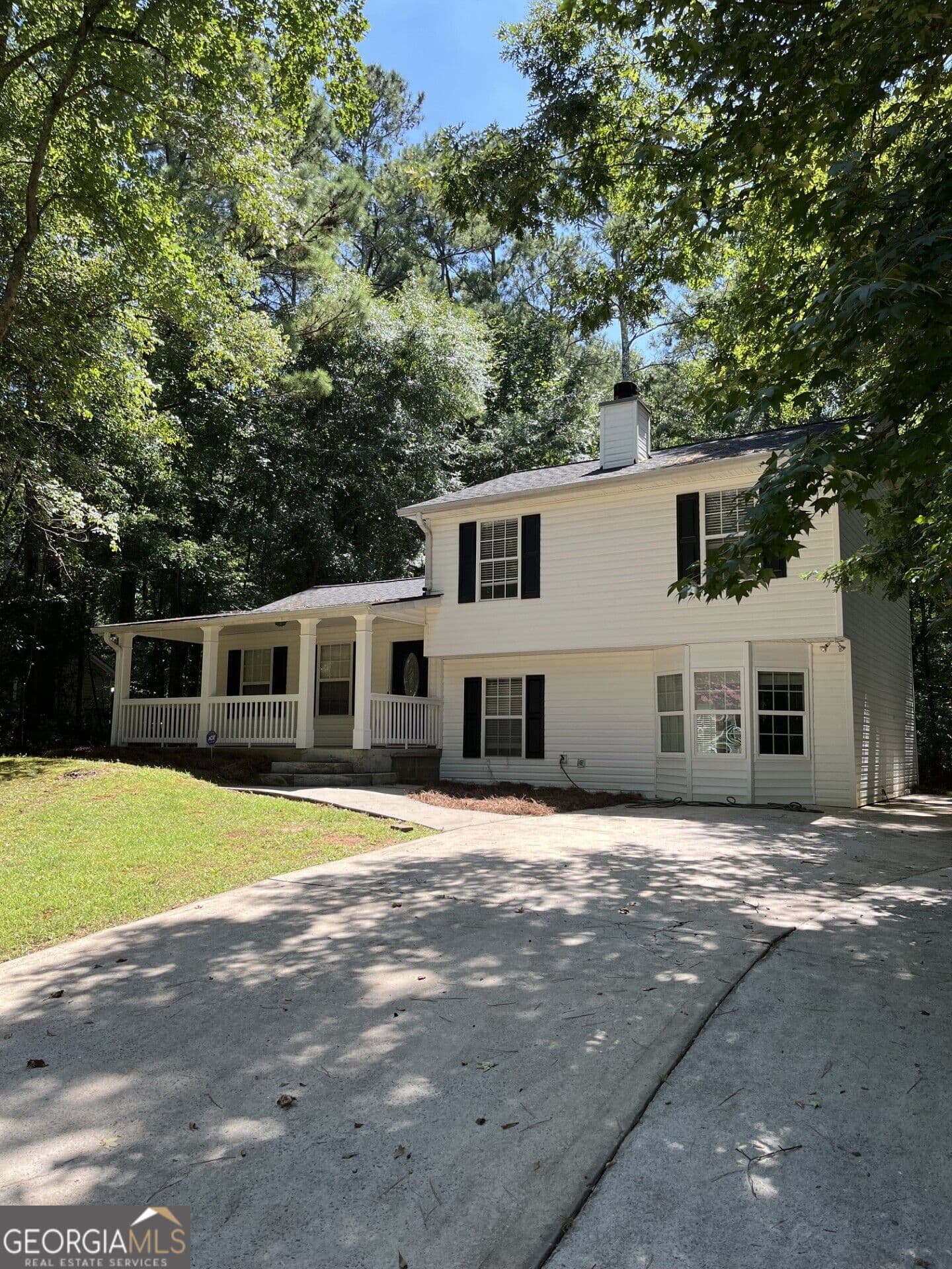 3 bedroom, 3 bathroom, 2,020 sq ft single family residence for sale at 360 River Chase Drive, Athens, GA 30605 — photo 2