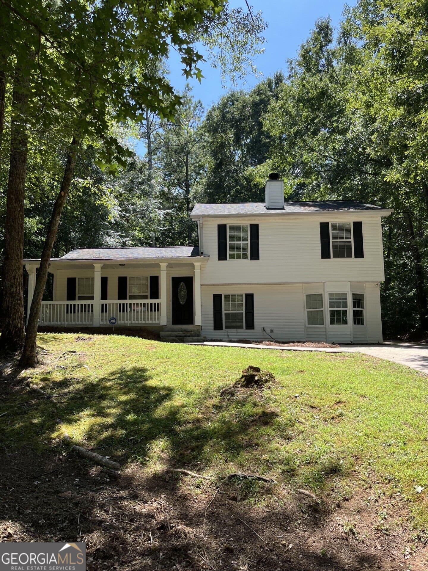 3 bedroom, 3 bathroom, 2,020 sq ft single family residence for sale at 360 River Chase Drive, Athens, GA 30605 — photo 3