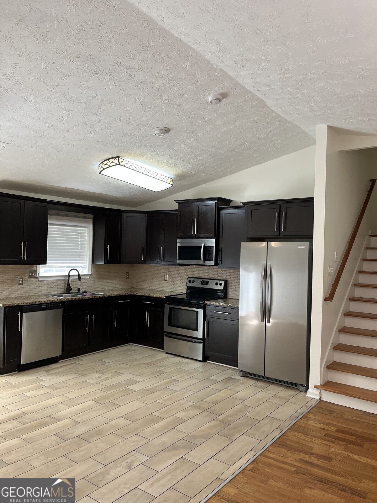3 bedroom, 3 bathroom, 2,020 sq ft single family residence for sale at 360 River Chase Drive, Athens, GA 30605 — photo 10