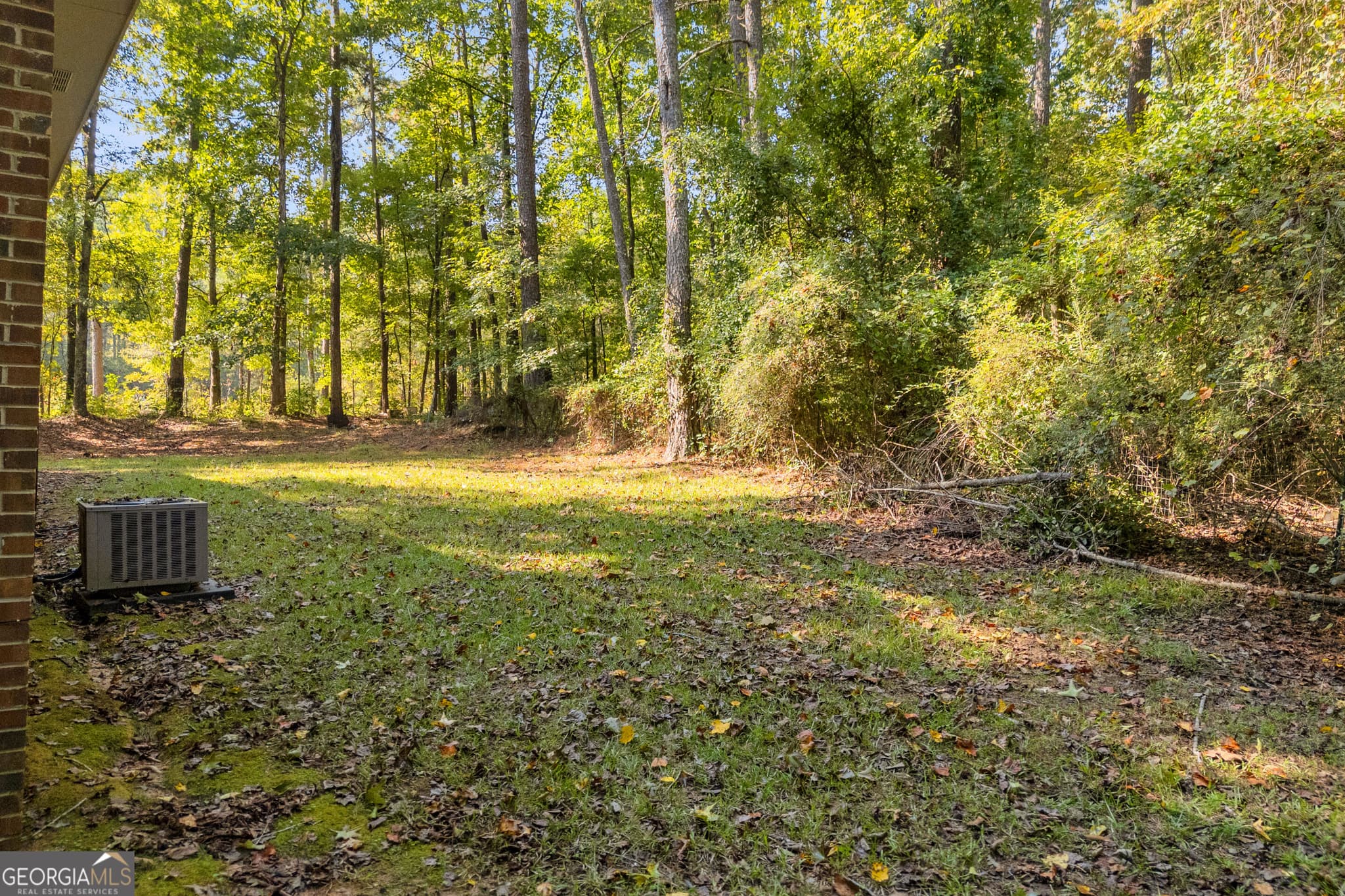 3 bedroom, 1 bathroom, 1,124 sq ft single family residence for sale at 135 Sara Drive, Covington, GA 30014 — photo 9