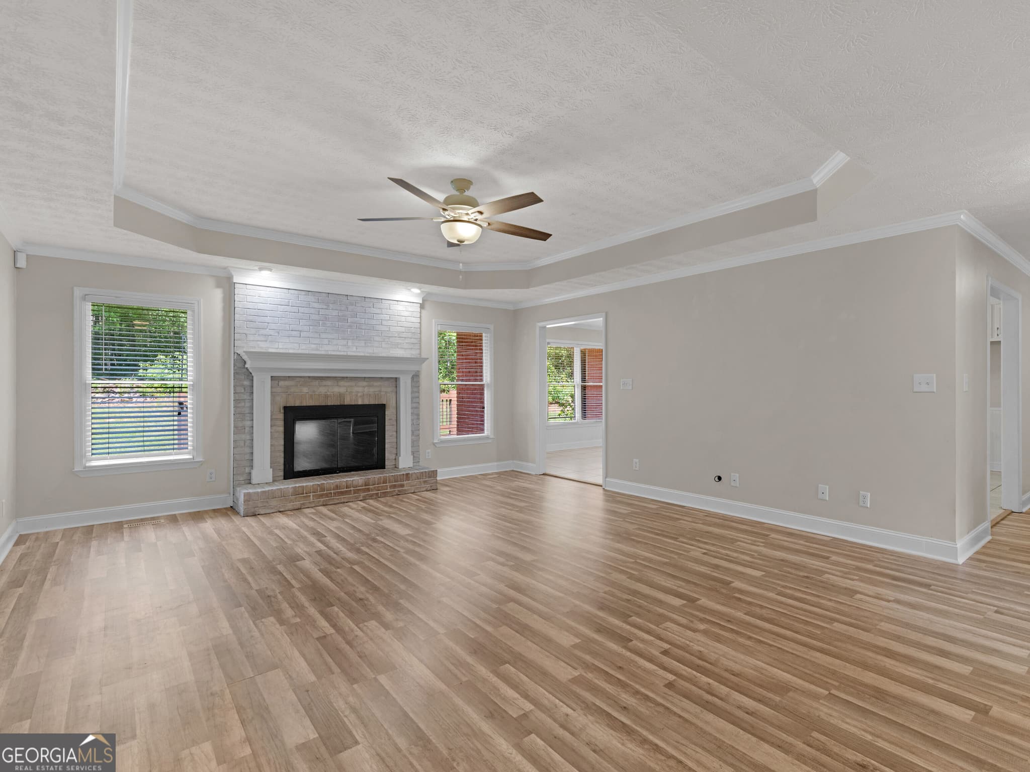 3 bedroom, 2 bathroom, 2,035 sq ft single family residence for sale at 517 Hamlin Road, Jackson, GA 30233 — photo 6