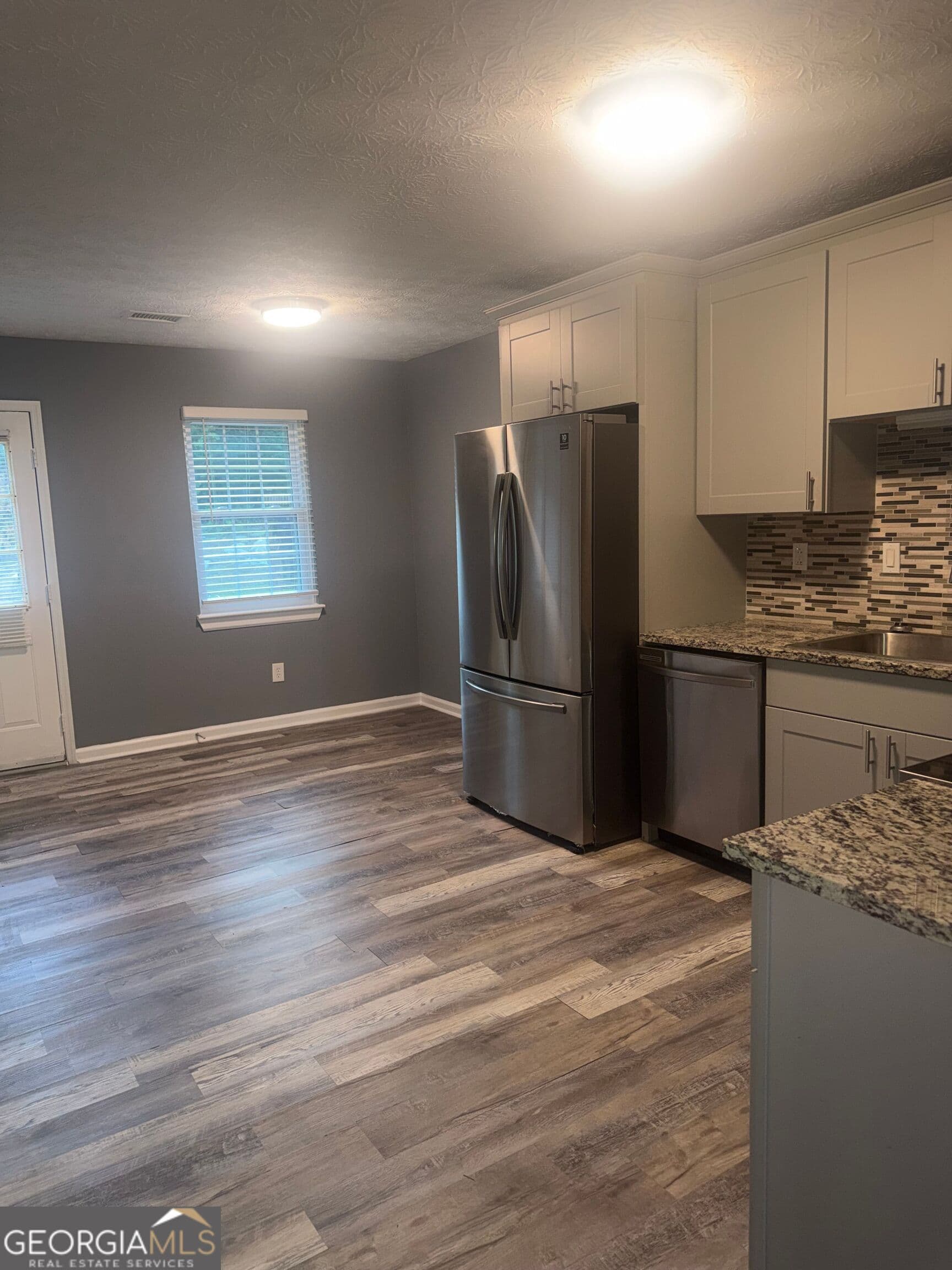 2 bedroom, 1 bathroom, 976 sq ft duplex for rent at 5846 Trammell Road, Morrow, GA 30260 for $1,350 a month — photo 3