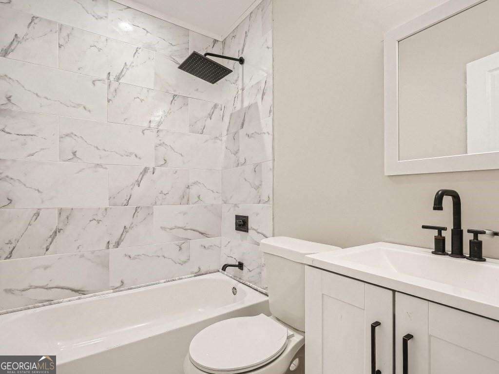 3 bedroom, 2 bathroom, 1,140 sq ft single family residence for sale at 1385 Campbellton Road, Atlanta, GA 30310 — photo 10