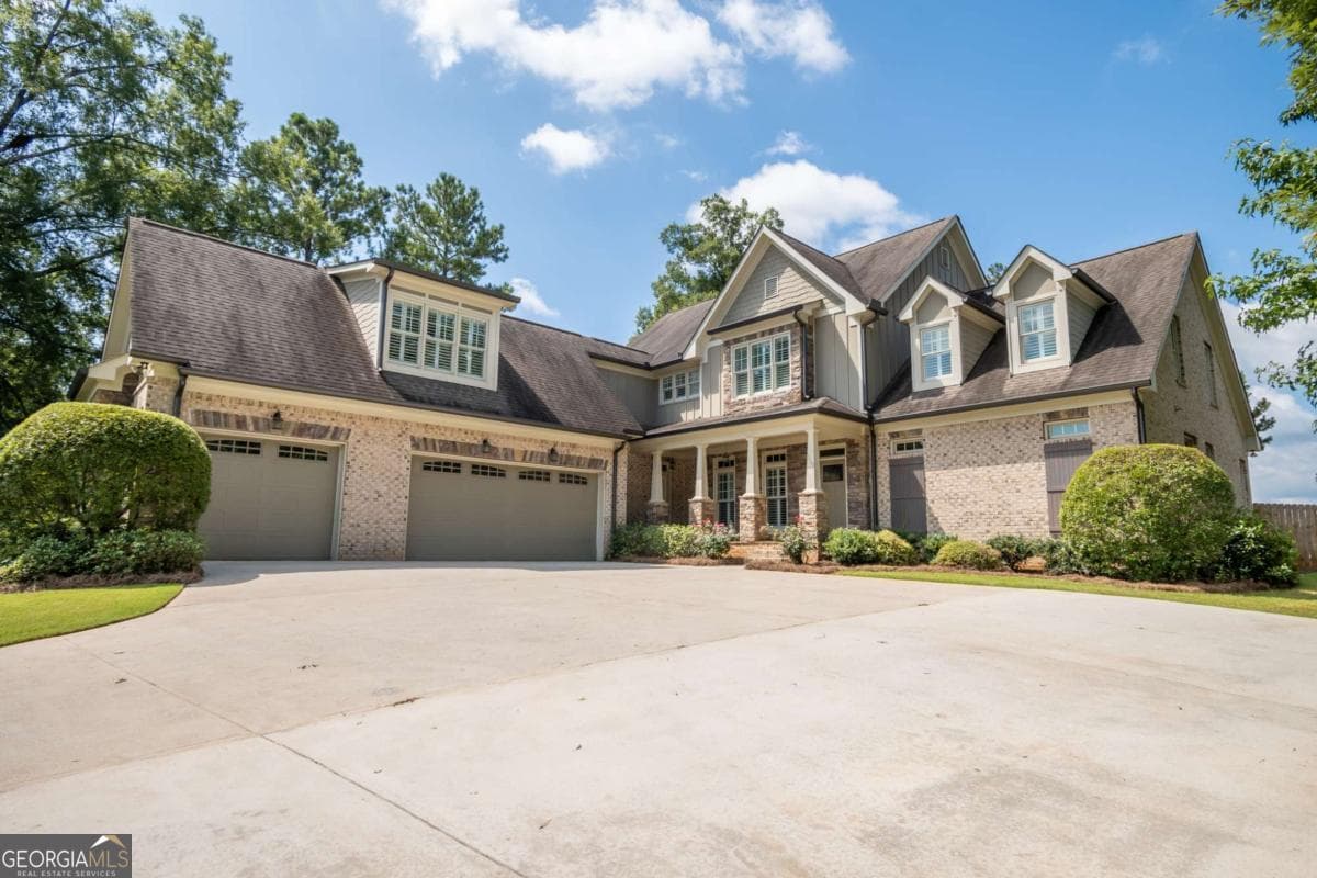 4 bedroom, 3.5 bathroom, 4,795 sq ft single family residence for sale at 2163 Heather Lane, Bogart, GA 30622 — photo 2