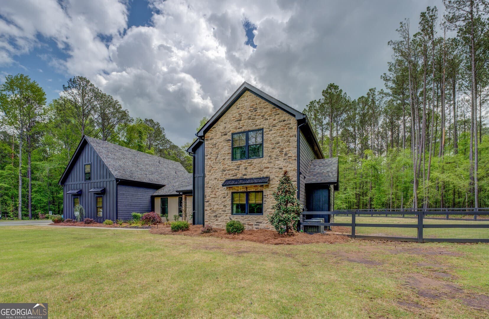 4 bedroom, 3.5 bathroom, 2,624 sq ft single family residence for sale at 9416 Ga Highway 11, Monticello, GA 31064 — photo 1 of 56