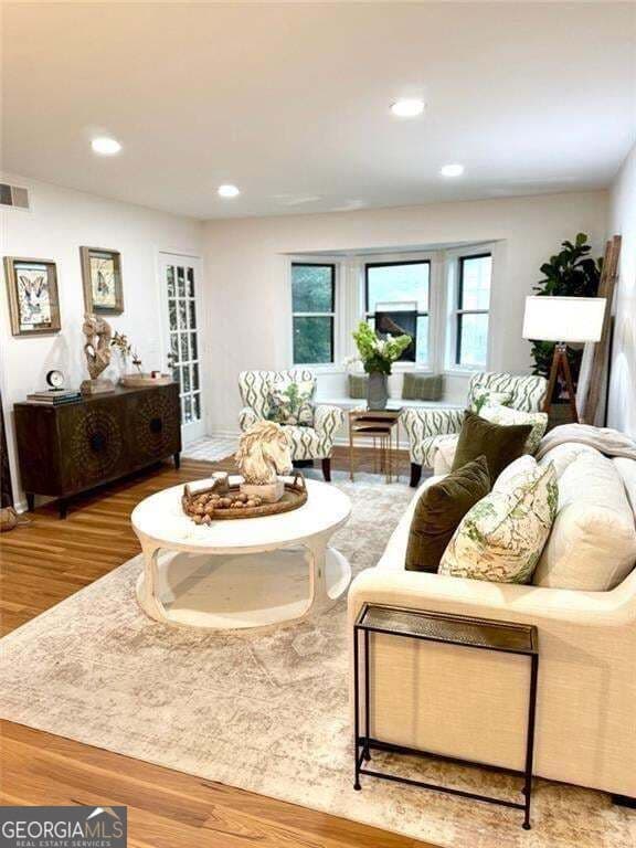 3 bedroom, 2 bathroom, 1,469 sq ft condominium for sale at 6851 Roswell Road N-20, Sandy Springs, GA 30328 — photo 5
