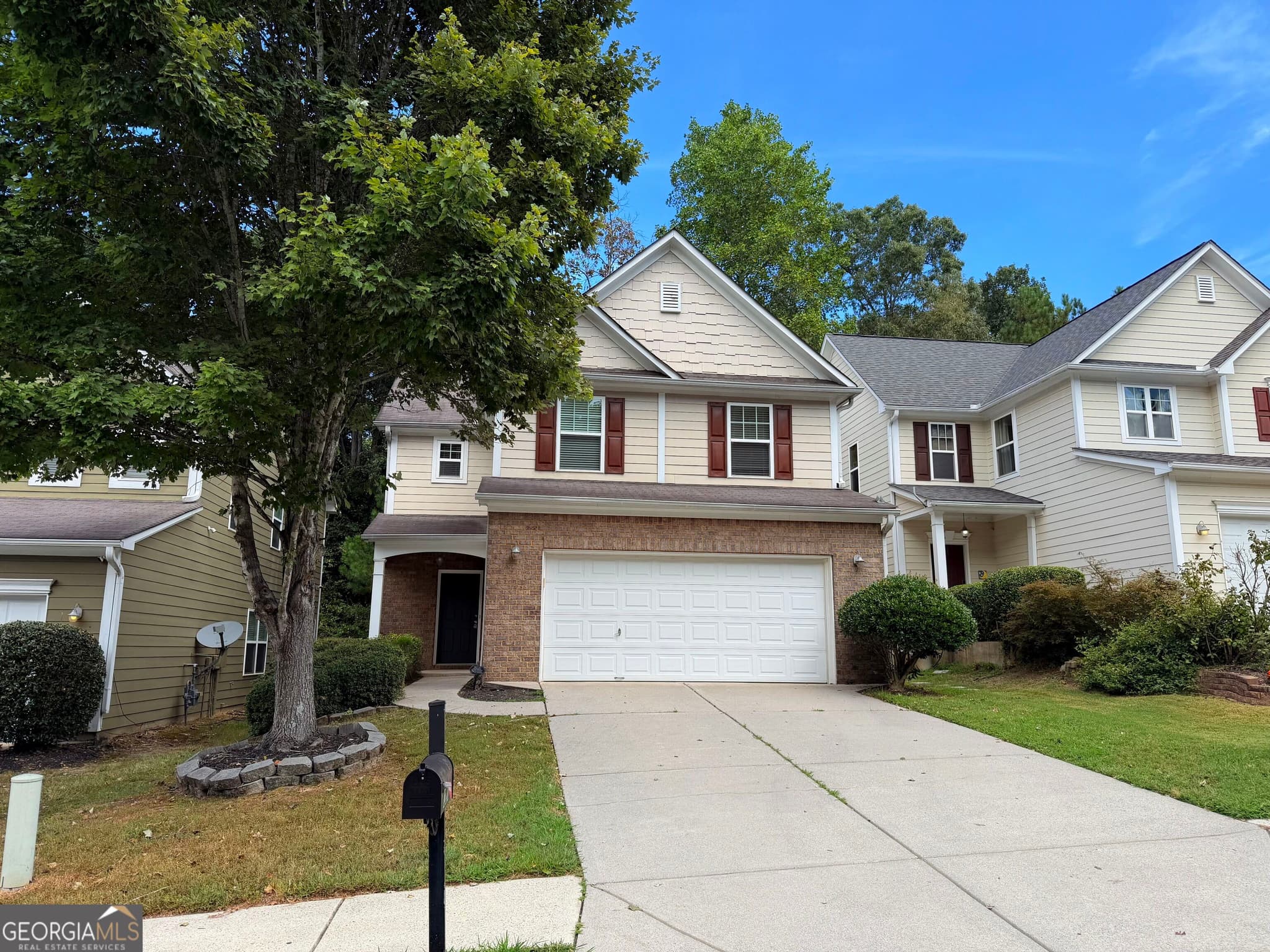 4 bedroom, 2.5 bathroom, 2,108 sq ft townhouse for rent at 220 Brookhaven Court, Acworth, GA 30102 for $2,145 a month — photo 1 of 1