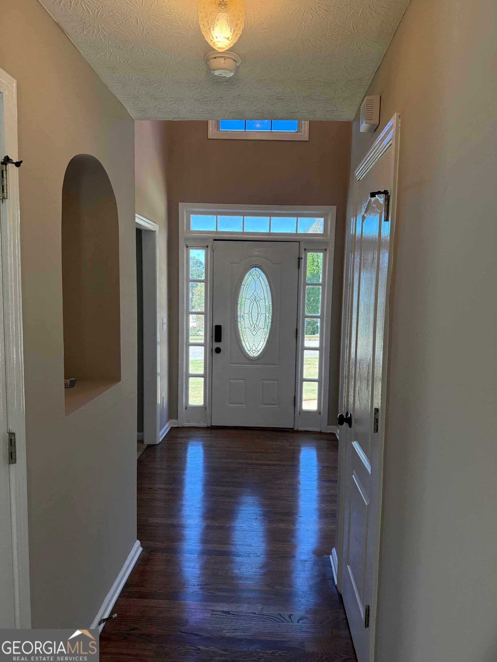 4 bedroom, 2.5 bathroom, 2,765 sq ft single family residence for rent at 6972 Harbor Town Way, Stone Mountain, GA 30087 for $2,300 a month — photo 7