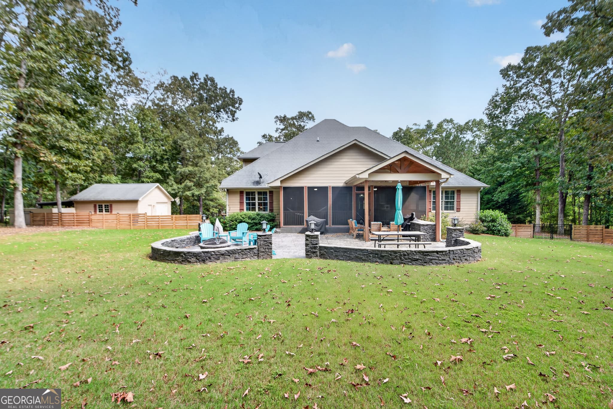 4 bedroom, 4 bathroom single family residence for sale at 20 Winterberry Lane, Rome, GA 30161 — photo 4