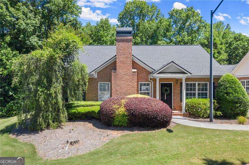 2 bedroom, 2 bathroom, 1,516 sq ft condominium sold at 3361 Raes Creek Road 8, Marietta, GA 30008