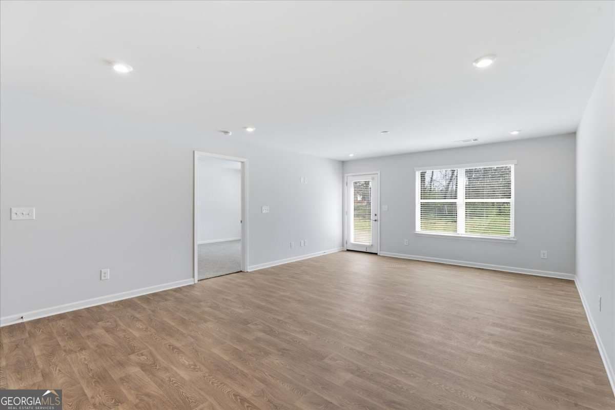 3 bedroom, 3 bathroom, 1,681 sq ft townhouse for sale at 37 Silver Leaf Lane 39, Dawsonville, GA 30534 — photo 4