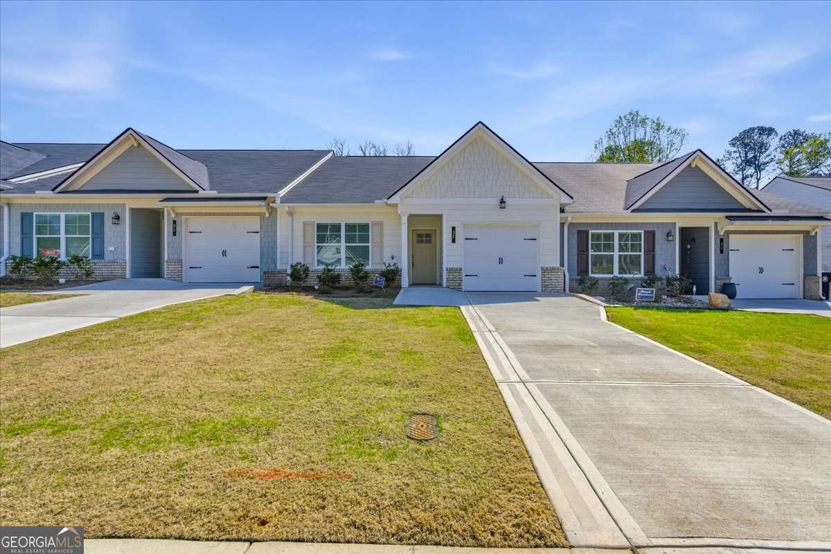 3 bedroom, 3 bathroom, 1,681 sq ft townhouse for sale at 37 Silver Leaf Lane 39, Dawsonville, GA 30534 — photo 8