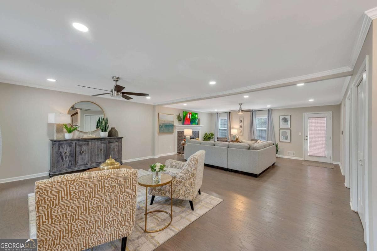 4 bedroom, 3.5 bathroom, 3,150 sq ft single family residence for rent at 6805 Wright Road, Atlanta, GA 30328 for $8,995 a month — photo 2