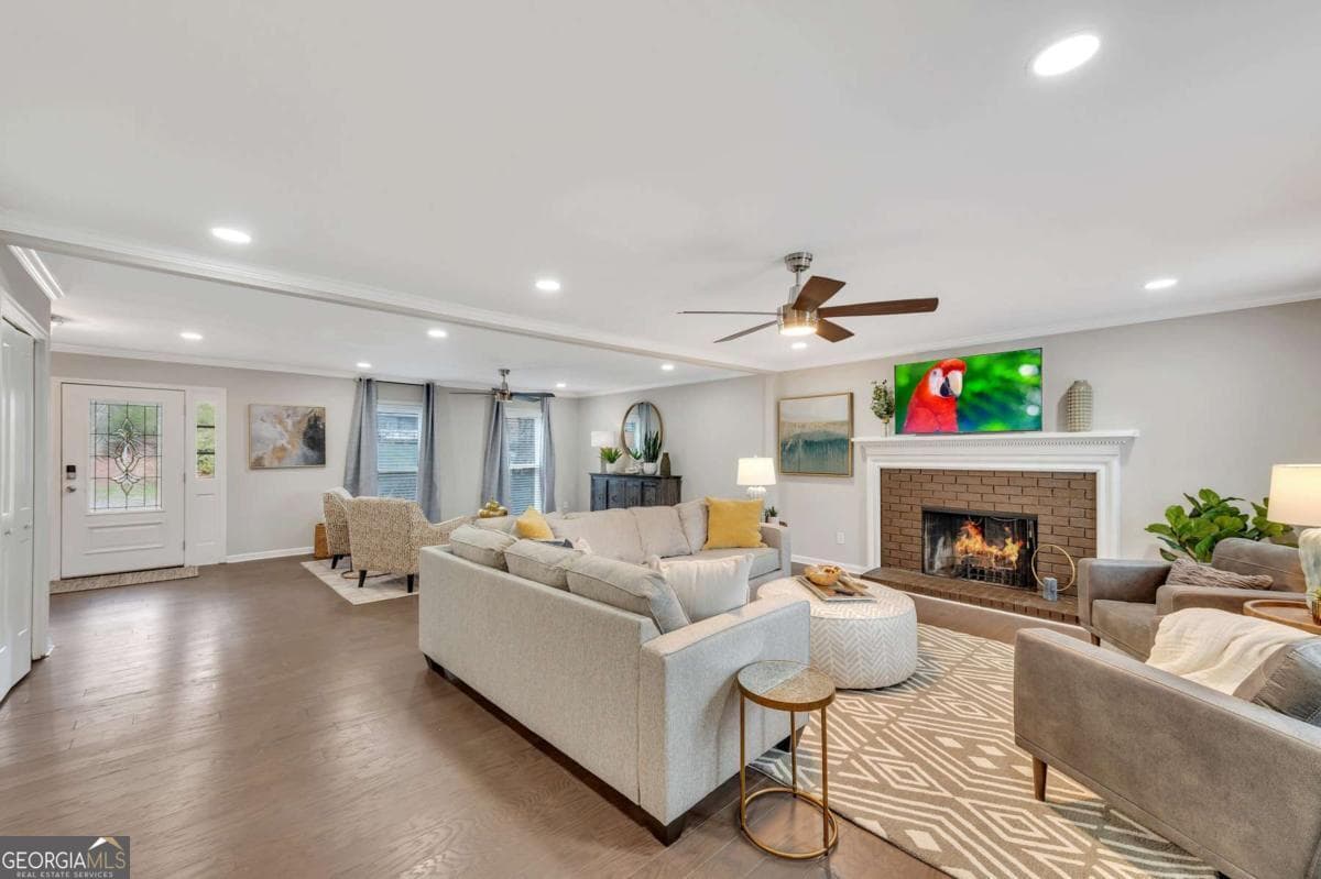 4 bedroom, 3.5 bathroom, 3,150 sq ft single family residence for rent at 6805 Wright Road, Atlanta, GA 30328 for $8,995 a month — photo 1 of 28
