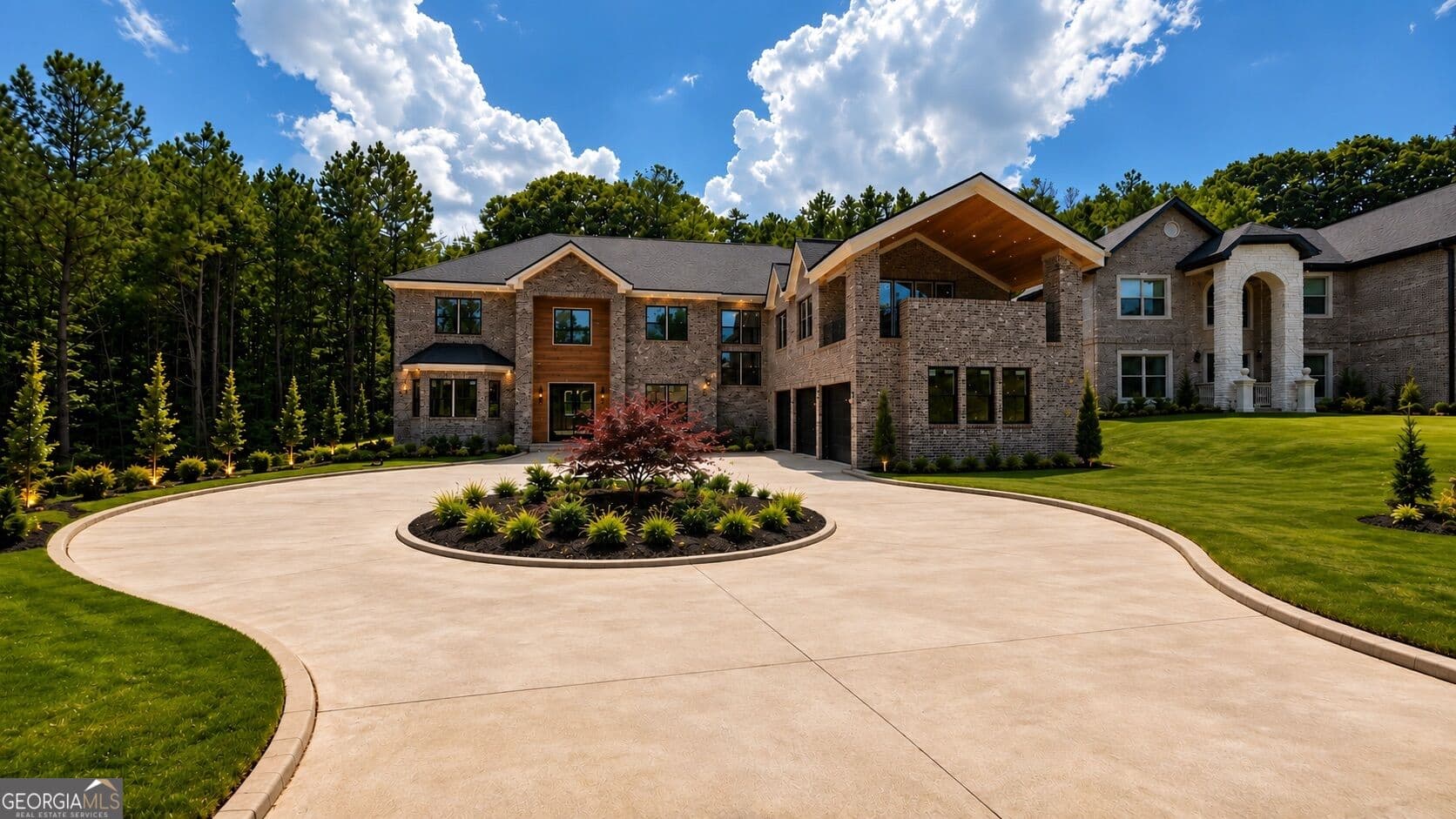 6 bedroom, 5.5 bathroom single family residence for sale at 899 Artistry Way, Fairburn, GA 30213