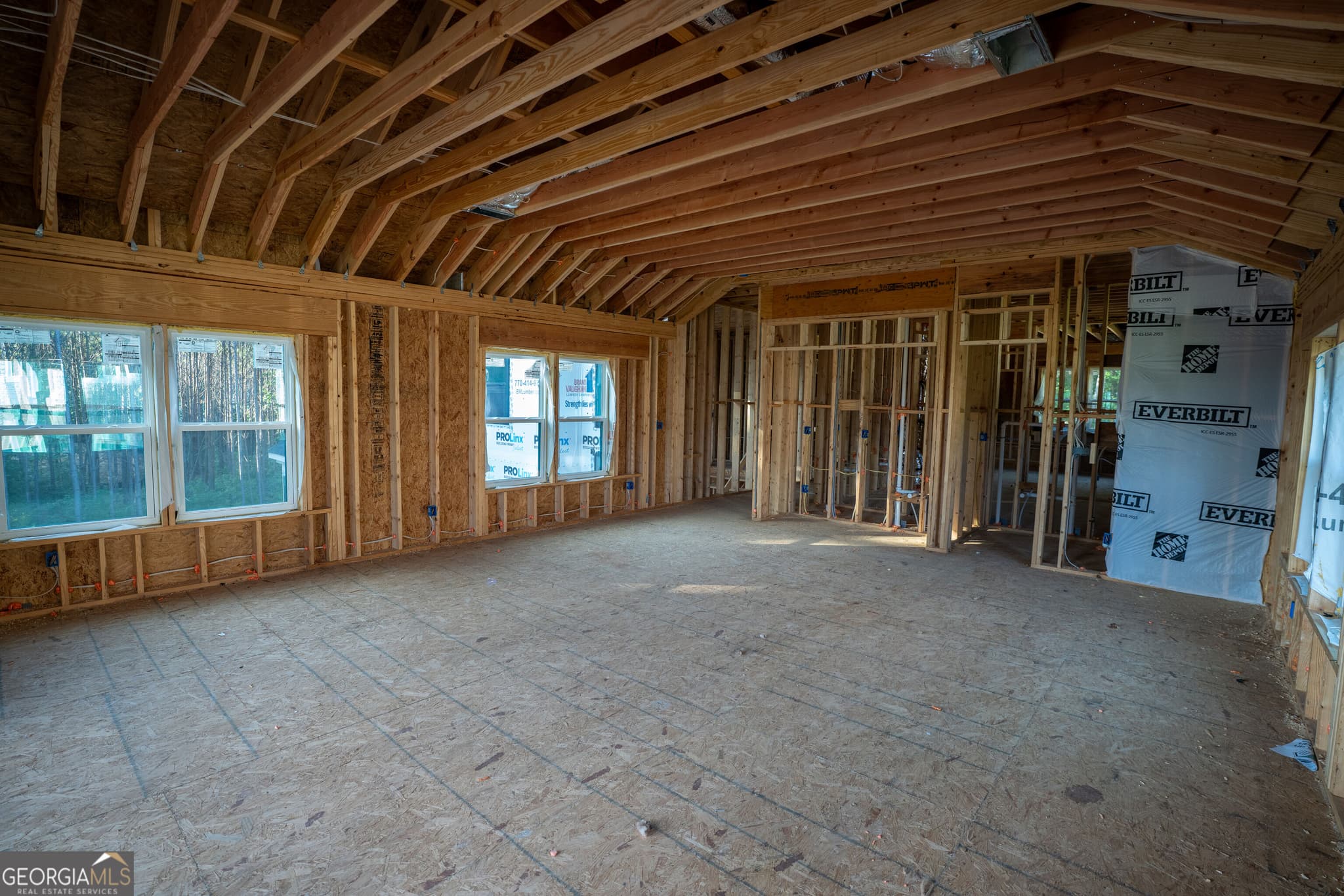 6 bedroom, 5.5 bathroom single family residence for sale at 899 Artistry Way, Fairburn, GA 30213 — photo 8
