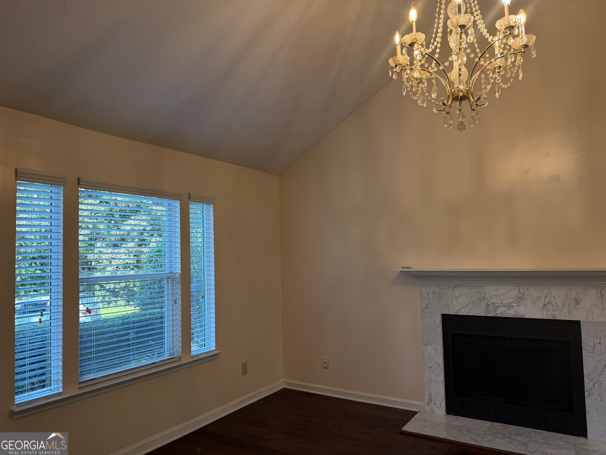 3 bedroom, 2.5 bathroom single family residence for rent at 4654 Hampton, Marietta, GA 30068 for $3,000 a month — photo 7