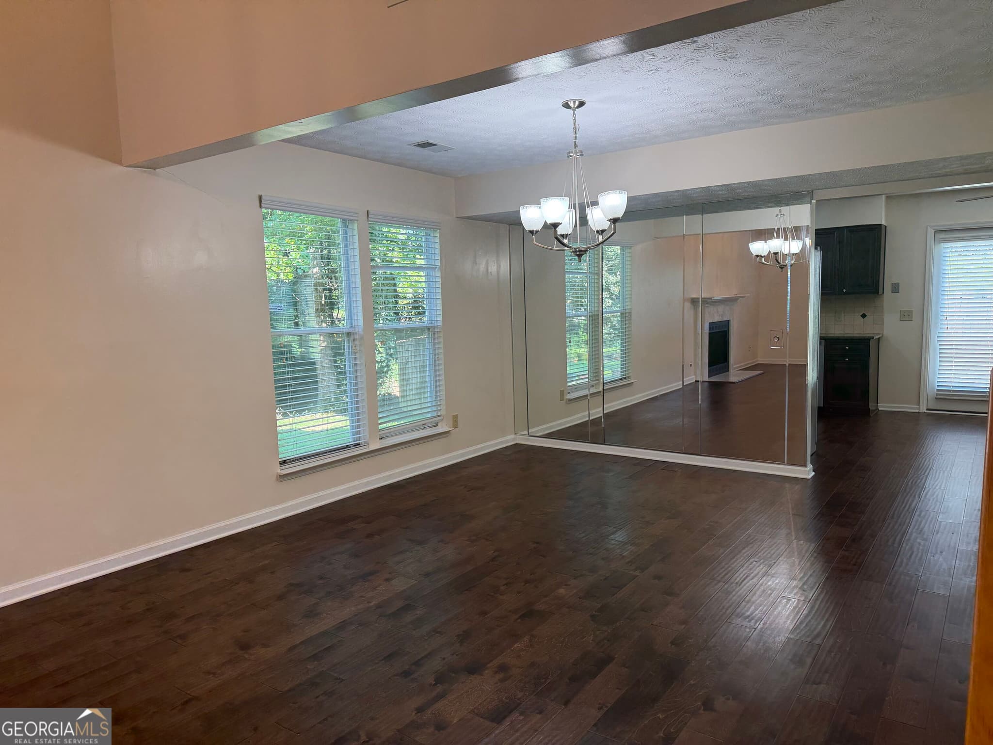 3 bedroom, 2.5 bathroom single family residence for rent at 4654 Hampton, Marietta, GA 30068 for $3,000 a month — photo 3