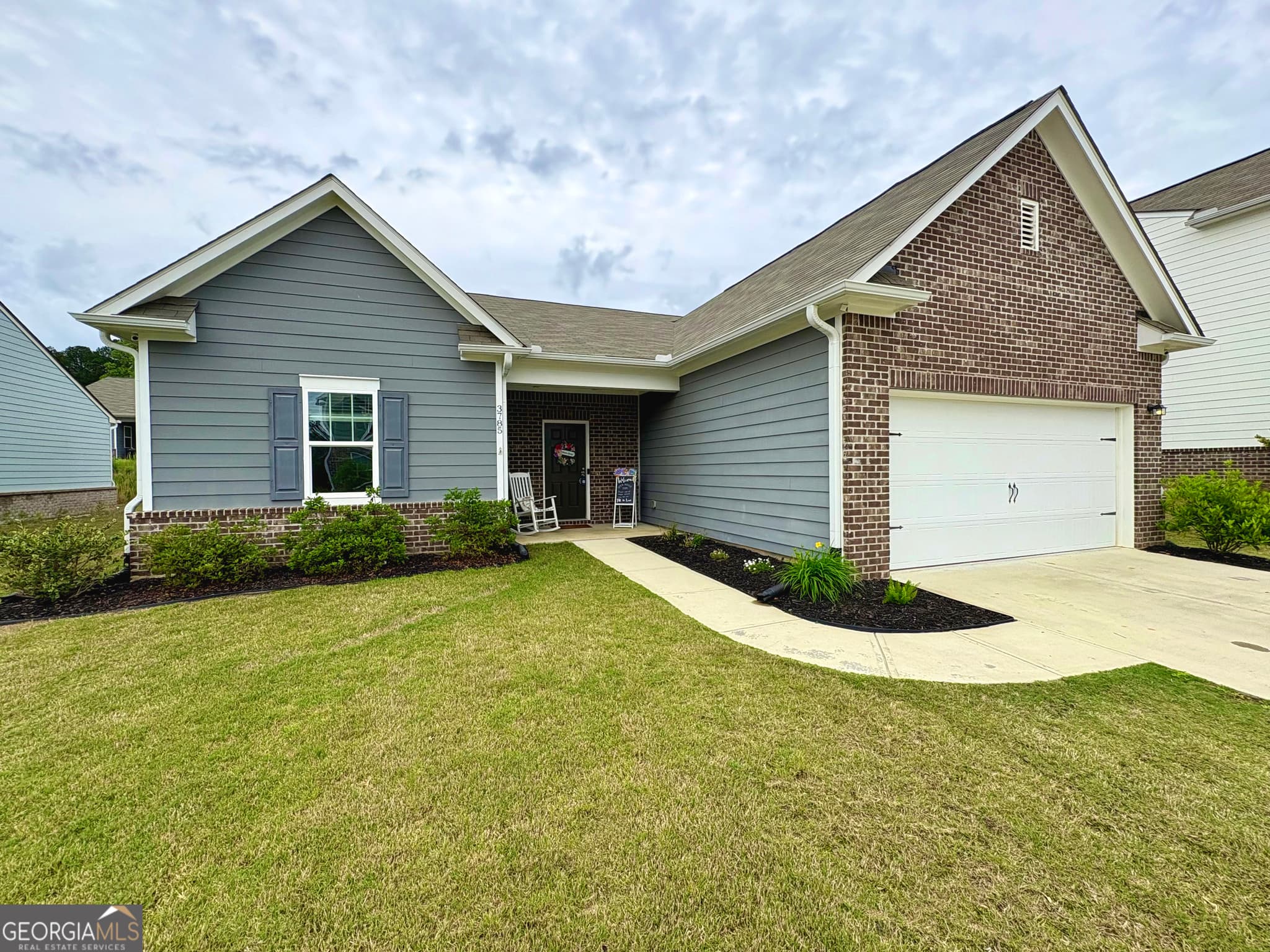 4 bedroom, 3 bathroom, 2,205 sq ft single family residence sold at 3785 Newbury Place Drive, Loganville, GA 30052