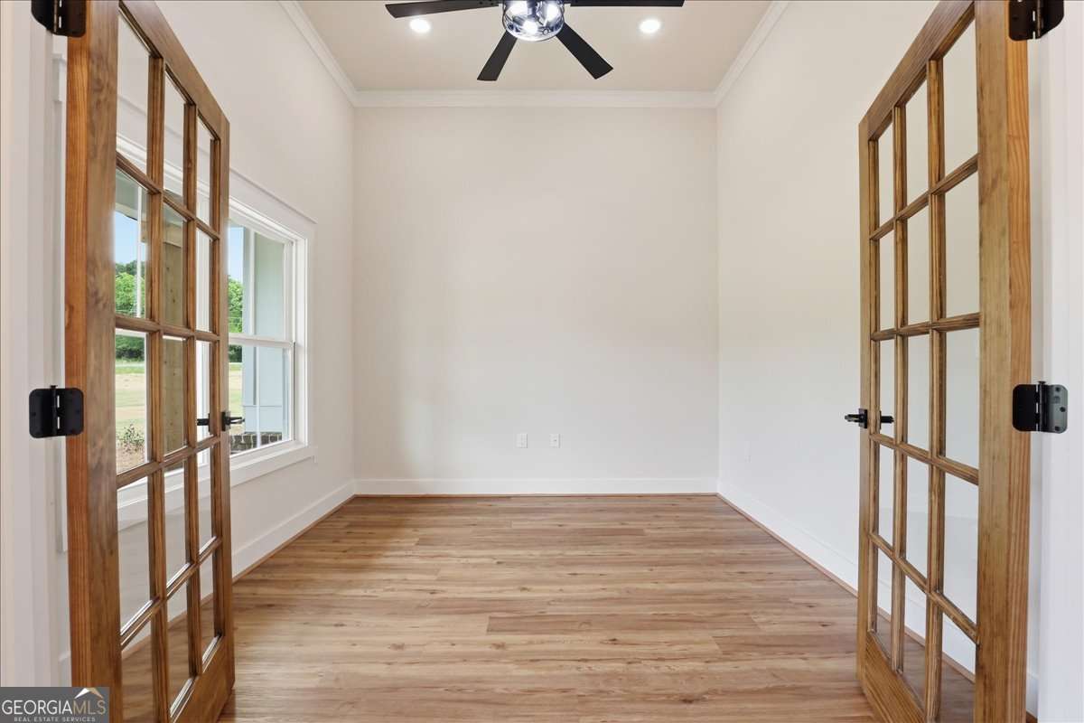 5 bedroom, 4.5 bathroom, 4,000 sq ft single family residence for sale at 1217 Pleasant Valley Road, Monroe, GA 30655 — photo 9