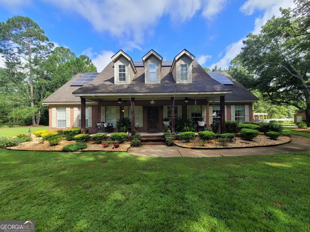 5 bedroom, 4 bathroom, 3,800 sq ft residential sold at 177 Barrington Drive, Jesup, GA 31545