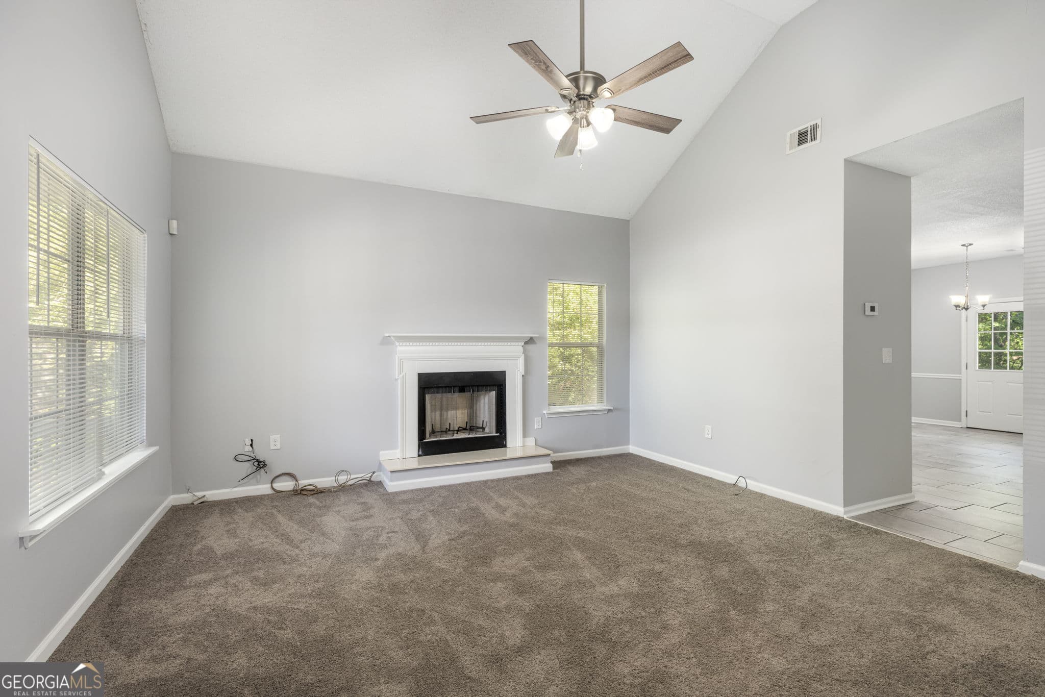 3 bedroom, 2 bathroom, 1,268 sq ft single family residence for sale at 213 Parklane Court, Macon, GA 31220 — photo 3
