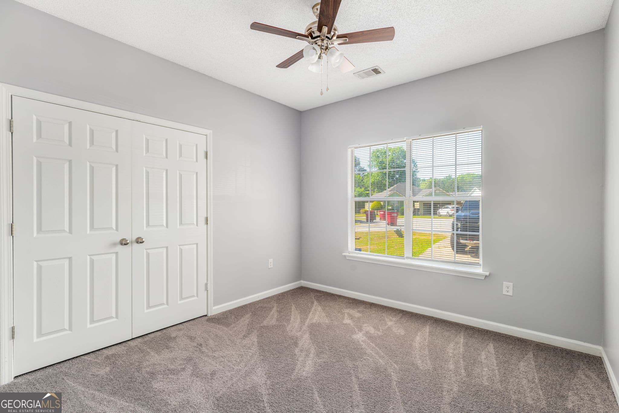 3 bedroom, 2 bathroom, 1,268 sq ft single family residence for sale at 213 Parklane Court, Macon, GA 31220 — photo 4