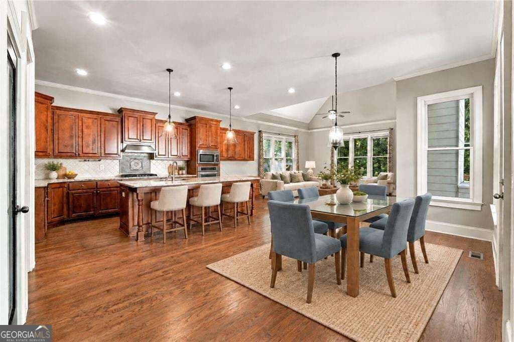 6 bedroom, 4.5 bathroom single family residence for sale at 3725 River Club Drive, Cumming, GA 30041 — photo 9