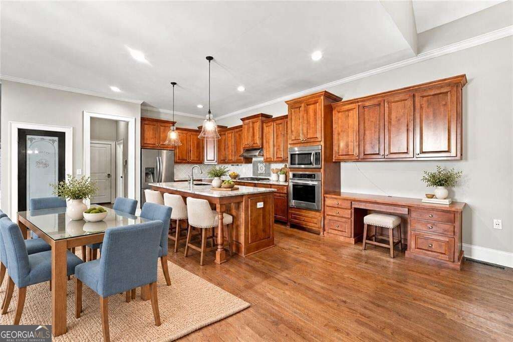 6 bedroom, 4.5 bathroom single family residence for sale at 3725 River Club Drive, Cumming, GA 30041 — photo 10