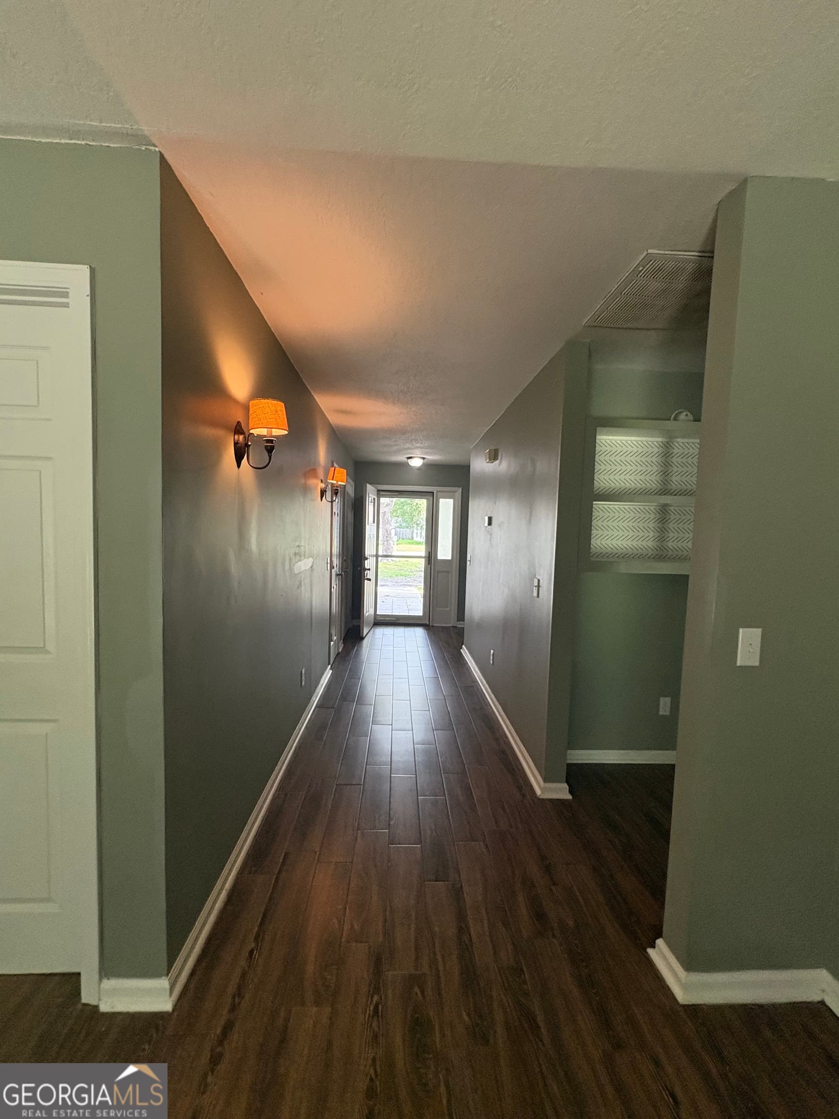 3 bedroom, 2 bathroom, 1,527 sq ft single family residence for rent at 112 Boxwood Court, Kingsland, GA 31548 for $2,150 a month — photo 3