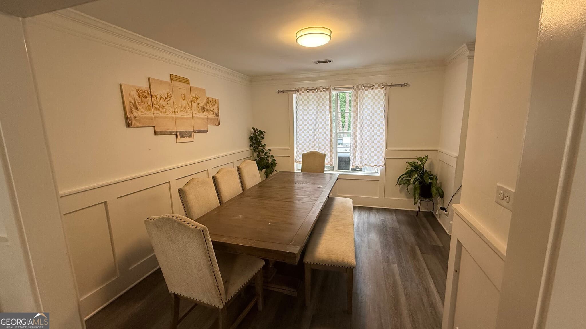 6 bedroom, 2.5 bathroom, 850 sq ft single family residence for sale at 4041 Brittan Glade Trail, Snellville, GA 30039 — photo 3