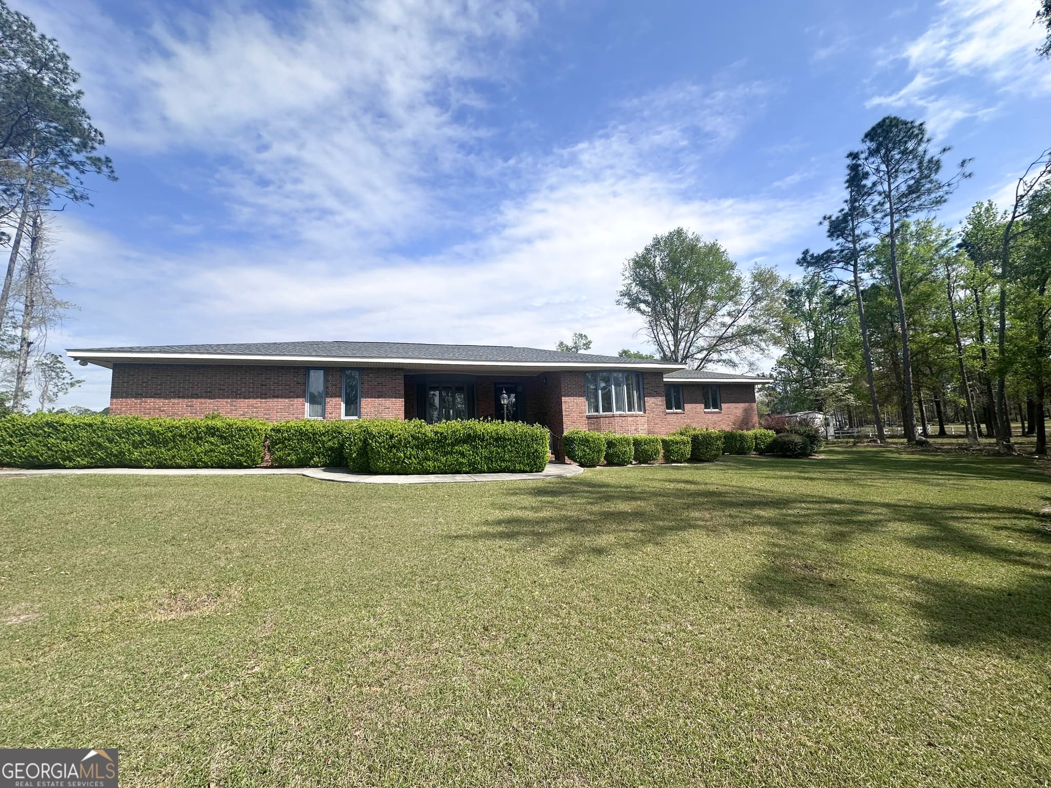3 bedroom, 2.5 bathroom, 2,043 sq ft single family residence for sale at 1869 Florida Avenue, Soperton, GA 30457
