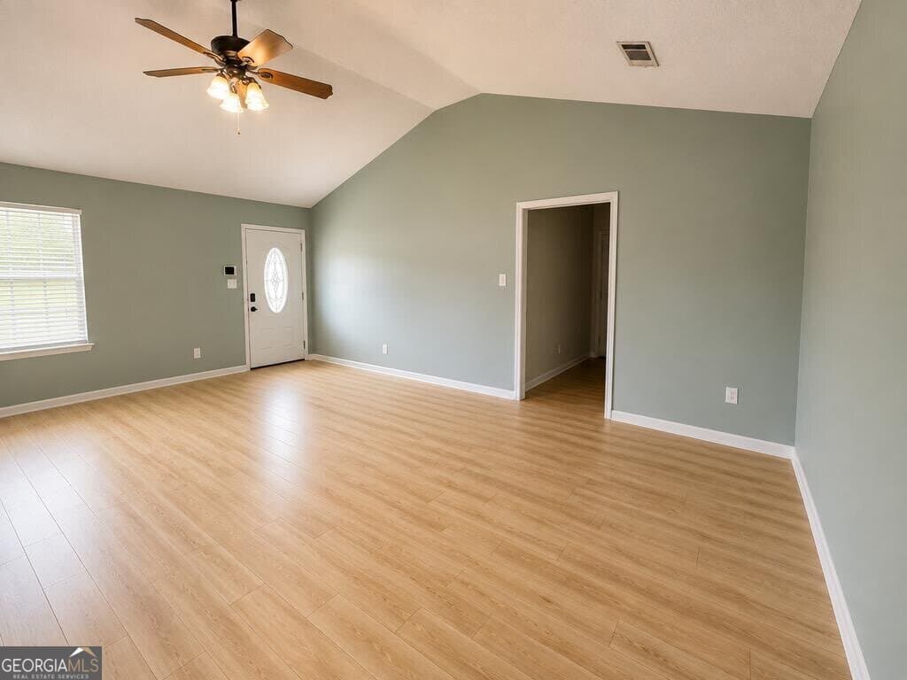 3 bedroom, 2 bathroom, 1,961 sq ft single family residence for sale at 68 Patten Avenue, Lakeland, GA 31635 — photo 3