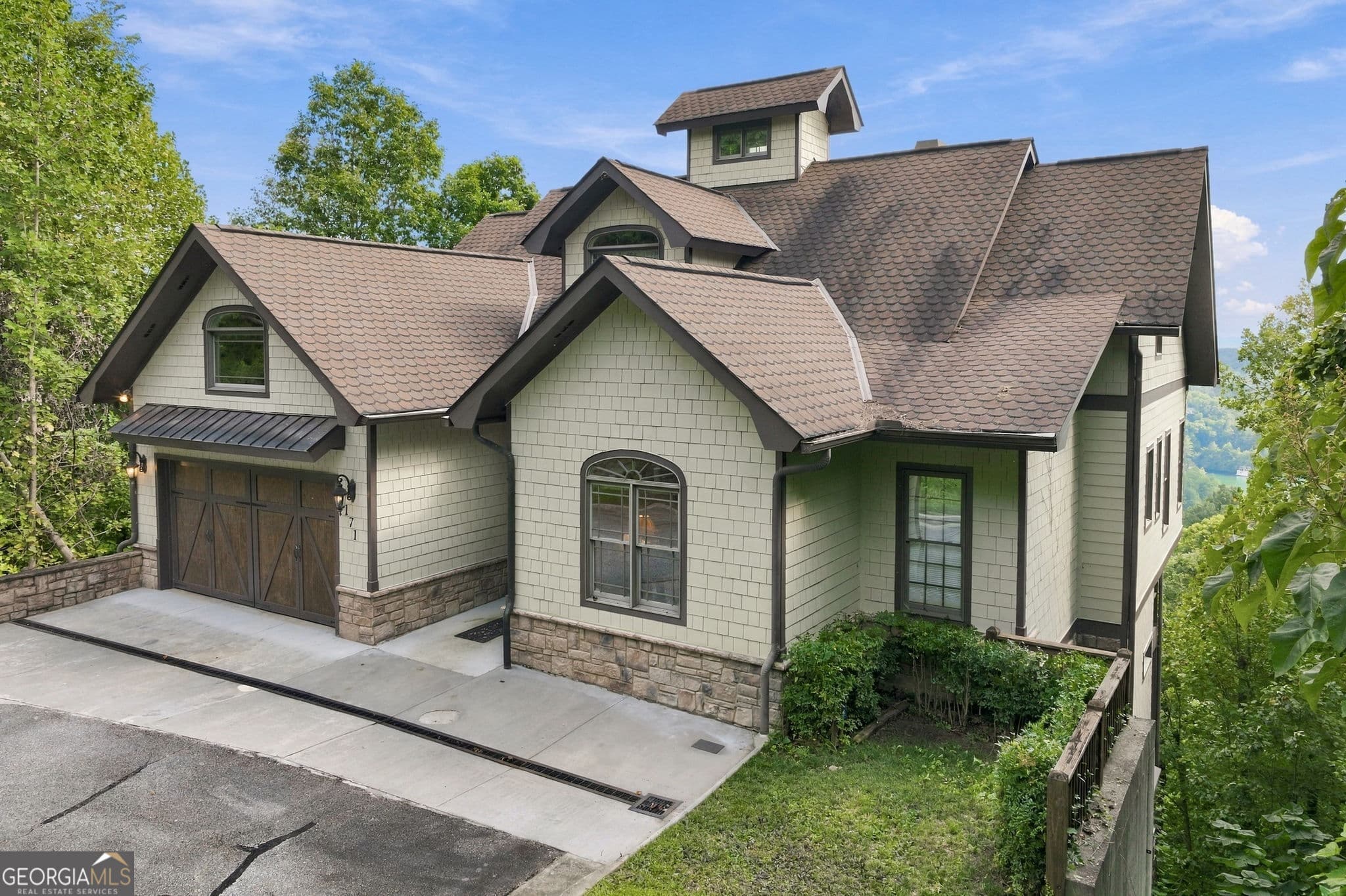 5 bedroom, 5.5 bathroom, 5,940 sq ft single family residence for sale at 171 High Pointe Drive, Clayton, GA 30525 — photo 8