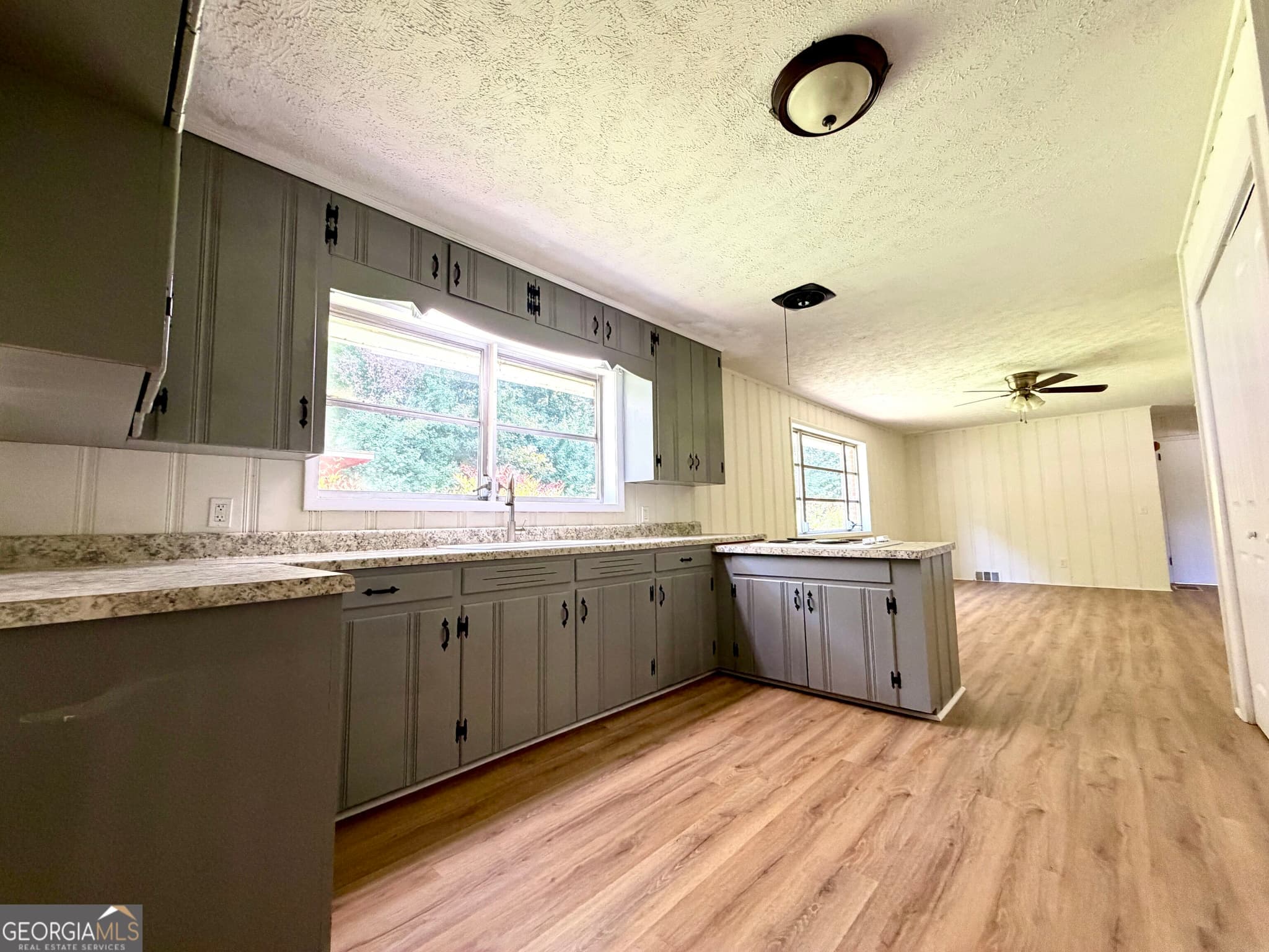 3 bedroom, 2 bathroom, 1,518 sq ft single family residence for sale at 125 Hwy 113, Carrollton, GA 30117 — photo 9