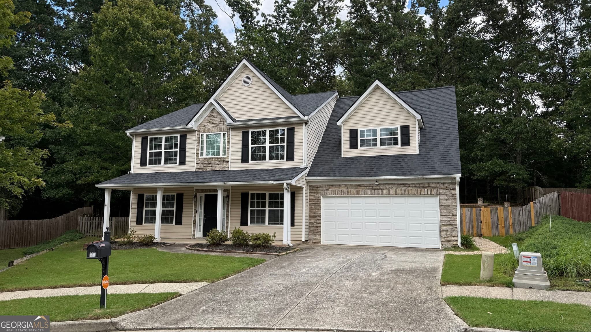 4 bedroom, 2.5 bathroom, 2,700 sq ft single family residence for sale at 3500 Bogan Mill Road, Buford, GA 30519 — photo 5
